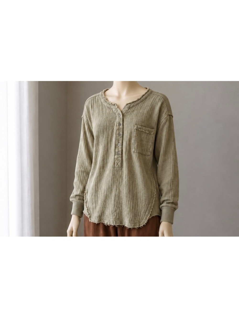 Heyson Womens Large Olive Green Linen Gauze Henley Top Raw Edge Boho Long Sleeve